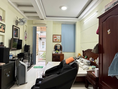 Tân kỳ tân quý  dt: 60m2   4 x 16   4 tầng - 4pn - hẻm xe hơi - sổ vuông vức - hoàn công đầy đủ 3