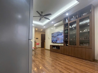 Bán gấp căn hộ 89m2 - 2 pn hồ tùng mậu, nt đẹp, bc đông nam, 4,95 tỷ 0