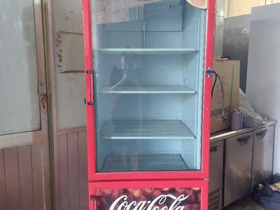 Thanh lý tủ mát  COCA  700L 0