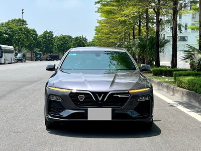 Bán xe Vinfast Lux A2.0 Turbo 2021, màu xám. 0
