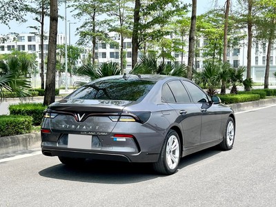 Bán xe Vinfast Lux A2.0 Turbo 2021, màu xám. 5