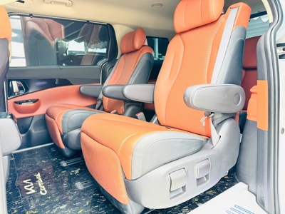 Bán xe Kia Carnival 2.2D Premium 7s 2024, màu trắng. 8