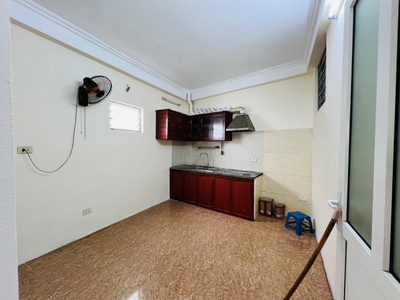 Chính chủ cho thuê phòng khép kín 36m2 tại thụy khuê, tây hồ 2