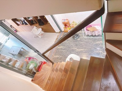 Bán nhà 3 tầng, 70m , 4pn, 4wc, 8.9 tỷ, trường thọ, thủ đức 2