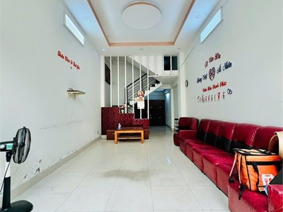 Bán nhà 4x14m, 5 tầng. đ. phạm văn bạch, phường 15, tân bình.  giá 5.6 tỷ 0