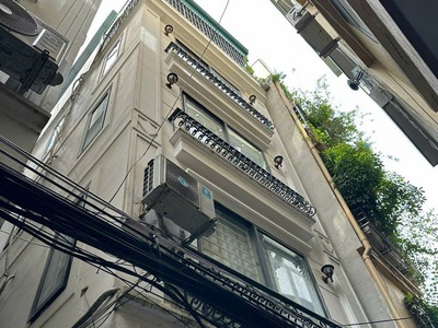 Tôi bán nhà tại ngõ 79, phố 8/3,lô góc, 32m2, 5 tầng, mt4.1m giá 6.3 tỷ 0