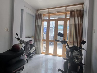 Cần bán nhà gấp để đi định cư mỹ, hưng phú p8, q8 dt:55m2 3.5 x15m , 3pn, 3t, chỉ 8.5 tỷ. 0