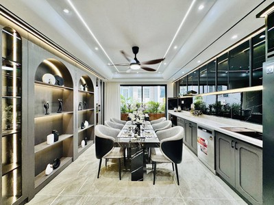 Nhà 5 tầng, tk hiện đại, full nội thất. phạm văn chiêu, p.14, gần tham lương 3