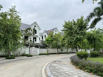 Siêu h.i.ế.m bán bt geleximco khu b lô góc 232m, mt20m, giá chỉ 37.5 tỷ  có tl  - giá r.ẻ nhất khu 3