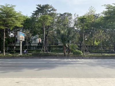 Cần bay nhanh nhà mặt phố lê trọng tấn- 120m, 3 tầng-vỉa hè 7m-21.5 tỷ   có tl  đối diện kđt park 1