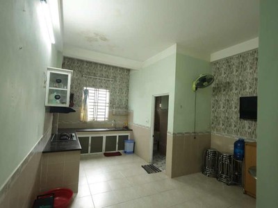 Nhà sát ql.1a gần trường học   nhà nở hậu tài lộc   80m    2 tầng   chỉ 4.6 tỷ 4