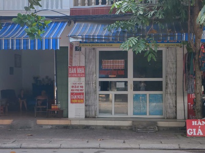 Chính chủ bán nhà mặt phố trung tâm tp. yên bái 100 m , giá bán: 3,3 tỷ 1