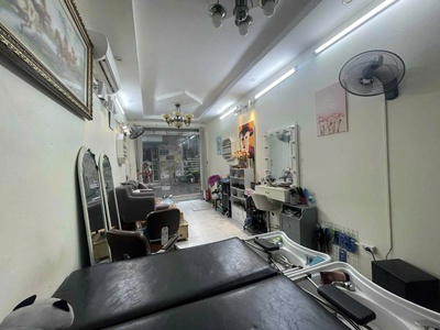 Nhượng quán gội, nail, make, spa có thể làm thêm về mi có máy hấp tóc 1