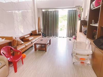 Bán nhà 3 tầng, 70m , 4pn, 4wc, 8.9 tỷ, trường thọ, thủ đức 1