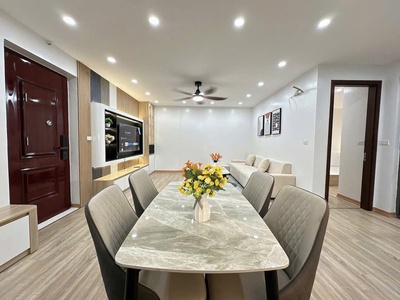 Bán căn 2 ngủ 63m2 tòa bắc rice city - tây nam linh đàm, hoàng mai, tầng thấp,  full nội thất, sổ 3