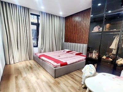 Phân Lô Quân Đội Yên Lạc Hai Bà Trưng -DT 60m2x5T thang máy ô tô đỗ , vào nhà 2
