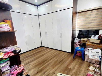 Phân Lô Quân Đội Yên Lạc Hai Bà Trưng -DT 60m2x5T thang máy ô tô đỗ , vào nhà 3