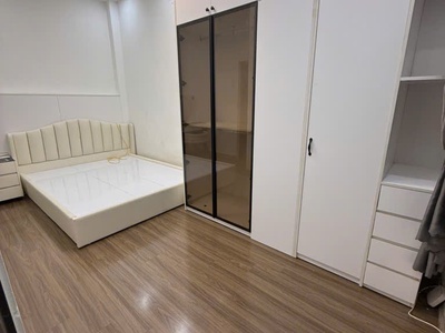 Nhà riêng sát phố, công viên, đẹp và hiếm, trung tâm quận hai bà trưng, 28m2, 4 tầng, 3 ngủ, giá 4