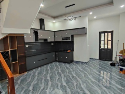 Nhà 3 tầng vừa hoàn thiện gần trường đại học kinh tế Bình Dương 3