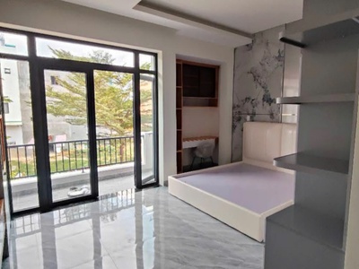 Nhà 3 tầng vừa hoàn thiện gần trường đại học kinh tế Bình Dương 4