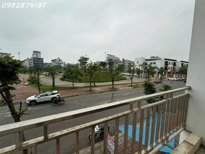 Cho thuê mặt bằng kinh doanh kết hợp ở mặt phố ngọc thuỵ, long biên, hà nội 4