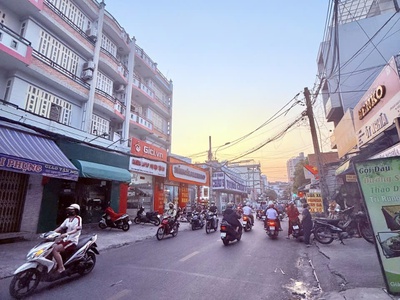 Siêu phẩm mặt tiền kinh doanh trịnh đình trọng tân phú 181m2 -5 tầng thang máy 48 tỷ 1