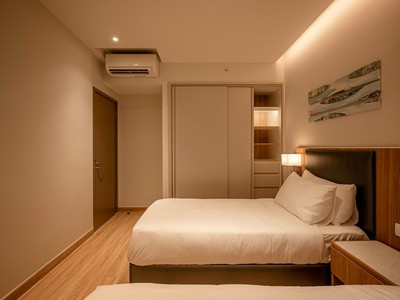 Cho thuê  Căn hộ Zenity Quận 1:  - Diện tích lý tưởng: 3 phòng ngủ, 1 phòng khách rộng rãi 2