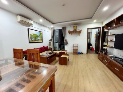 Cho thuê chung cư FLC Complex - 36 Phạm Hùng, 70m, 2 phòng ngủ, đủ đồ 12.5 triệu 0