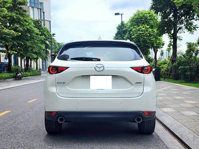 Bán xe Mazda CX5 Luxury 2.0 AT 2019, màu trắng. 1