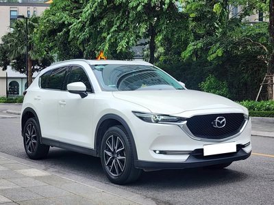 Bán xe Mazda CX5 Luxury 2.0 AT 2019, màu trắng. 4