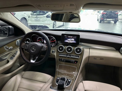 Bán xe Mercedes C250 Exclusive 2016, màu bạc. 11