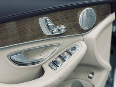 Bán xe Mercedes C250 Exclusive 2016, màu bạc. 14