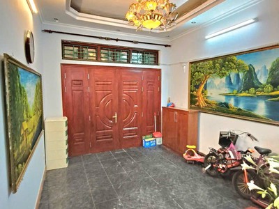 Bán nhà mặt phố Trần Duy Hưng 50m 6 tầng thang máy đầy đủ giá chỉ 17 tỷ 0