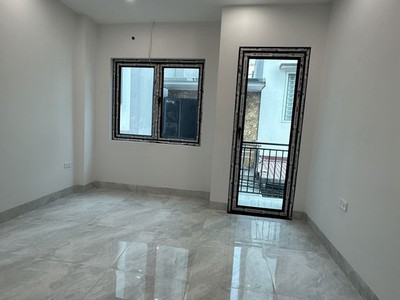Bán nhà Nam Từ Liêm   40m  x 4 tầng   Kinh doanh nhỏ   Giá chỉ 5 tỷ 1
