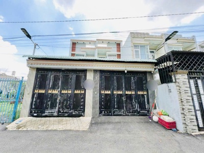 Bán Gấp Nhà Phố Cao Cấp Gần Chợ Đông Hòa Dĩ An Giá Tốt 1