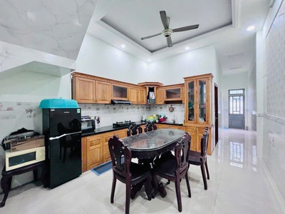 Bán Gấp Nhà Phố Cao Cấp Gần Chợ Đông Hòa Dĩ An Giá Tốt 5