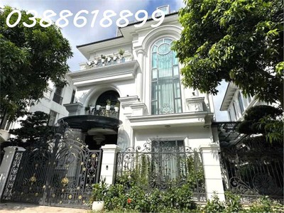 Bán biệt thự hồ tây   616m    mt rộng    4 mặt thoáng   bể bơi   nội thất đẹp   gara ô tô   giá 125 0