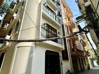 Cần bán gấp  nhà lạc long quân, tây hồ, lô góc, ô tô vào nhà, 60m2, mt 6.2m, 14 tỷ 0