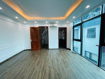 Cần bán gấp  nhà lạc long quân, tây hồ, lô góc, ô tô vào nhà, 60m2, mt 6.2m, 14 tỷ 1