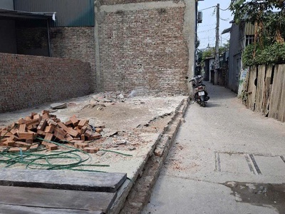 Lô góc - lô đất Ỷ la dương nội ngõ nông ô tô gần dt 50m mặt tiền 4.6m xây ở quá đẹp 3