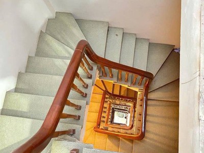  bán gấp nhà 5 tầng - phố lạc long quân - vị trí đắc địa - kinh doanh đỉnh cao 1
