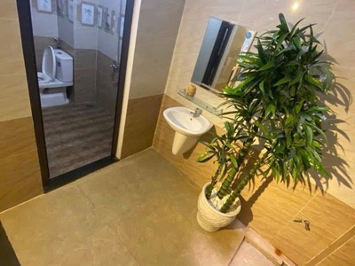 Mặt tiền an xuân, đường 10.5m gần điện biên phủ, 81m2, 3.5 tầng 6 phòng, 7.3 tỷ 2