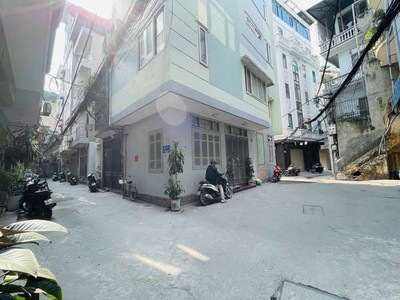 Vip đường láng - đống đa - phân lô ô tô đỗ - 2 thoáng trước sau -  gần phố kinh doanh giá 12.2 tỷ 0