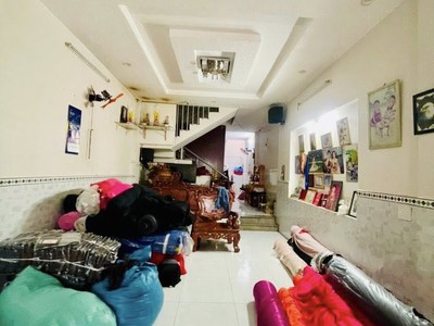Siêu hot - hxh tránh - 2 lầu, 3pn - 92m  - ngay chợ tân hương - chỉ nhỉnh 7 tỷ 1