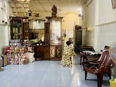 Giáp tân phú   gần công viên, trường học   nhà 2 tầng   66m    nhỉnh 5 2