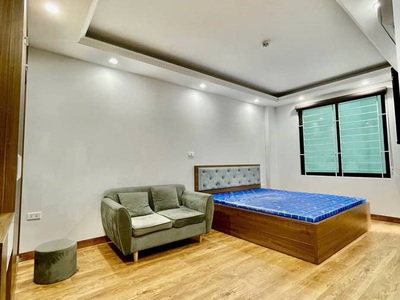 Bán nhà phố cầu giấy 7 tầng   diện tích: 100m    mặt tiền: gần 8m giá bán: 37.5 tỷ dòng tiền hơn 4