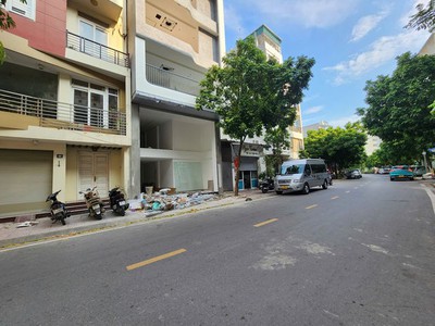 Bán nhà mặt ngõ ô tô chánh vỉa hè kinh doanh thượng thanh -long biên  112m2,x 6 tầng,21 tỷ. 0