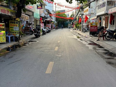 Bán nhà mặt tiền kinh doanh nguyễn văn công gò vấp chỉ 10.49tỷ  ngang 4.1m, lô góc -  dòng tiền sẵn 0