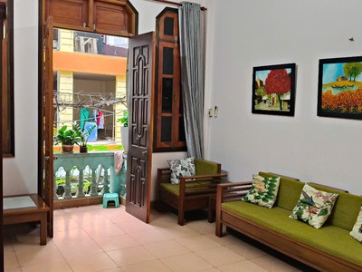 Bán nhà mặt phố hoàng văn thái , kinh doanh đỉnh , ô tô đỗ cửa , thang máy chờ , 87m2 . giá chỉ 0