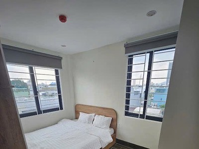 Nhà kiệt lê hữu trác ô tô thẳng thông, 144m2, 6 tầng, 16 căn hộ còn mới, thang máy hiện đại, thu 2